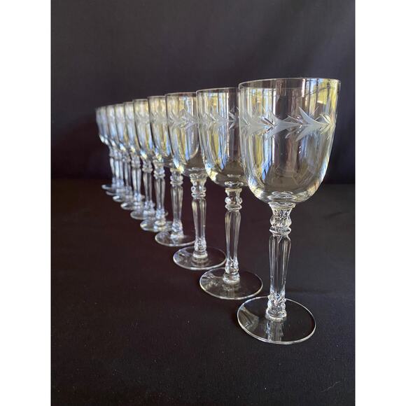 Set of 10 MCM Fostoria Claret Wine Glasses - Laurel Band Etched 1940s Barware - Picture 6 of 8